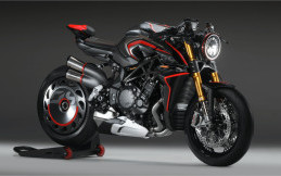 MV Agusta Rush 1000, Melesat Seperti Pembalap MotoGP