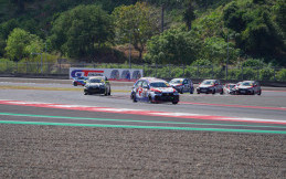 Usaha Toyota GR Garage Racing Team Bertarung di Kejurnas Mandalika Festival of Speed