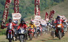 Suryanation Motorland Ridescape Sulawesi Dihadiri 3.000 Bikers