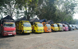 Komunitas Canter Ramaikan Booth Mitsubishi Fuso di GIIAS 2025