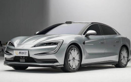 BYD Perkenalkan Yangwang U7 PHEV: SUV Plug-In Hybrid dengan Performa Luar Biasa