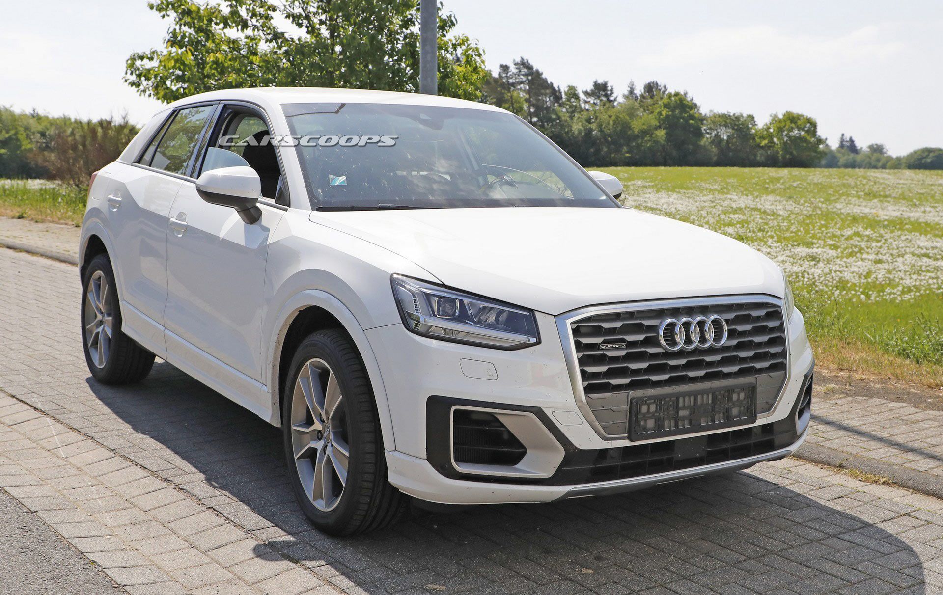 Audi Rilis Foto-foto Terbaru Prototype SQ2 2019