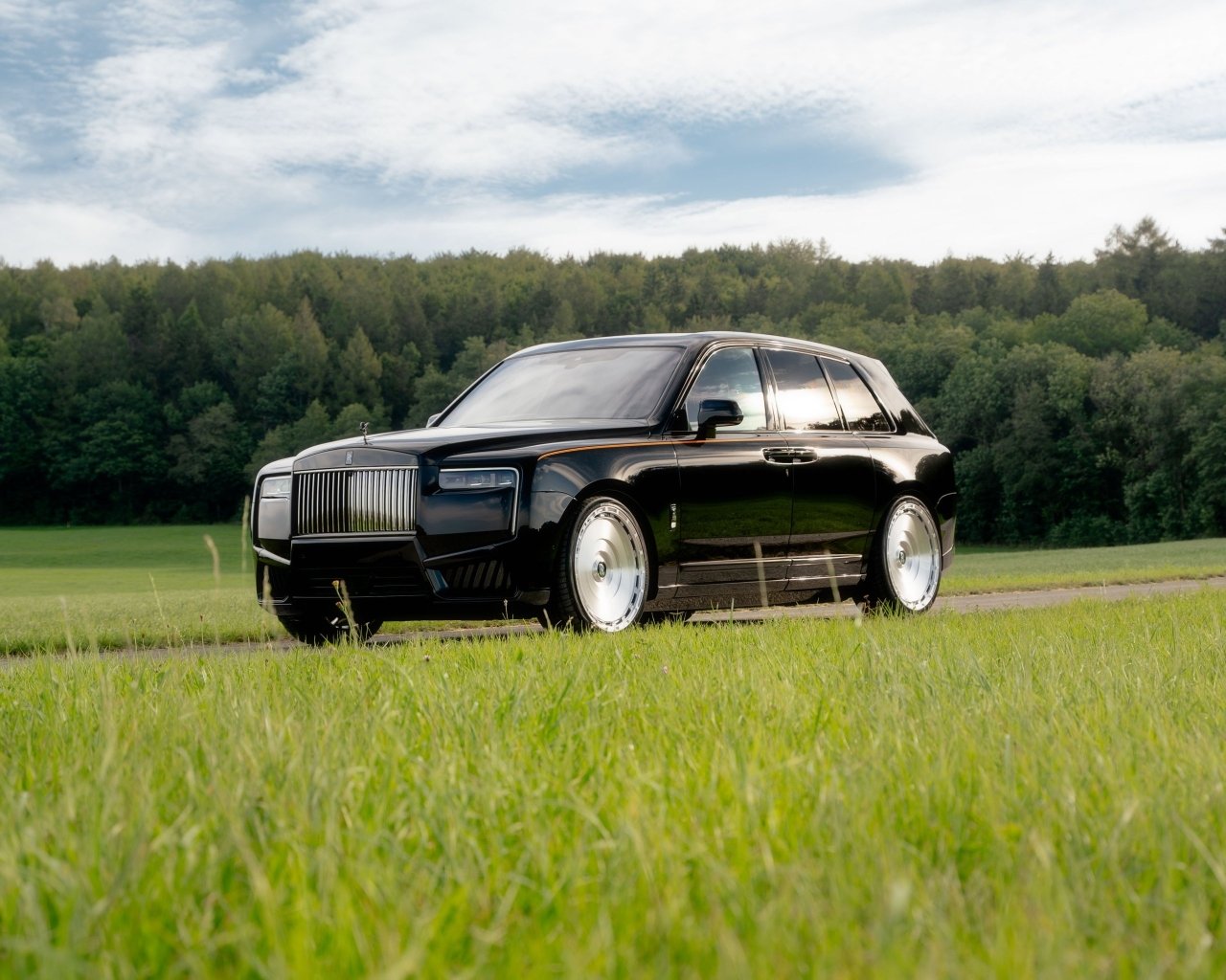 Novitec Sulap Rolls-Royce Cullinan II Jadi Makin Mewah dan Bertenaga