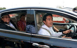 Kedua Putra Jokowi Jajal Fasilitas di Kantor Toyota Indonesia