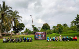 Para Skuteris Ini Pilih Pantai Cipanon untuk Piknik Kala Pandemik