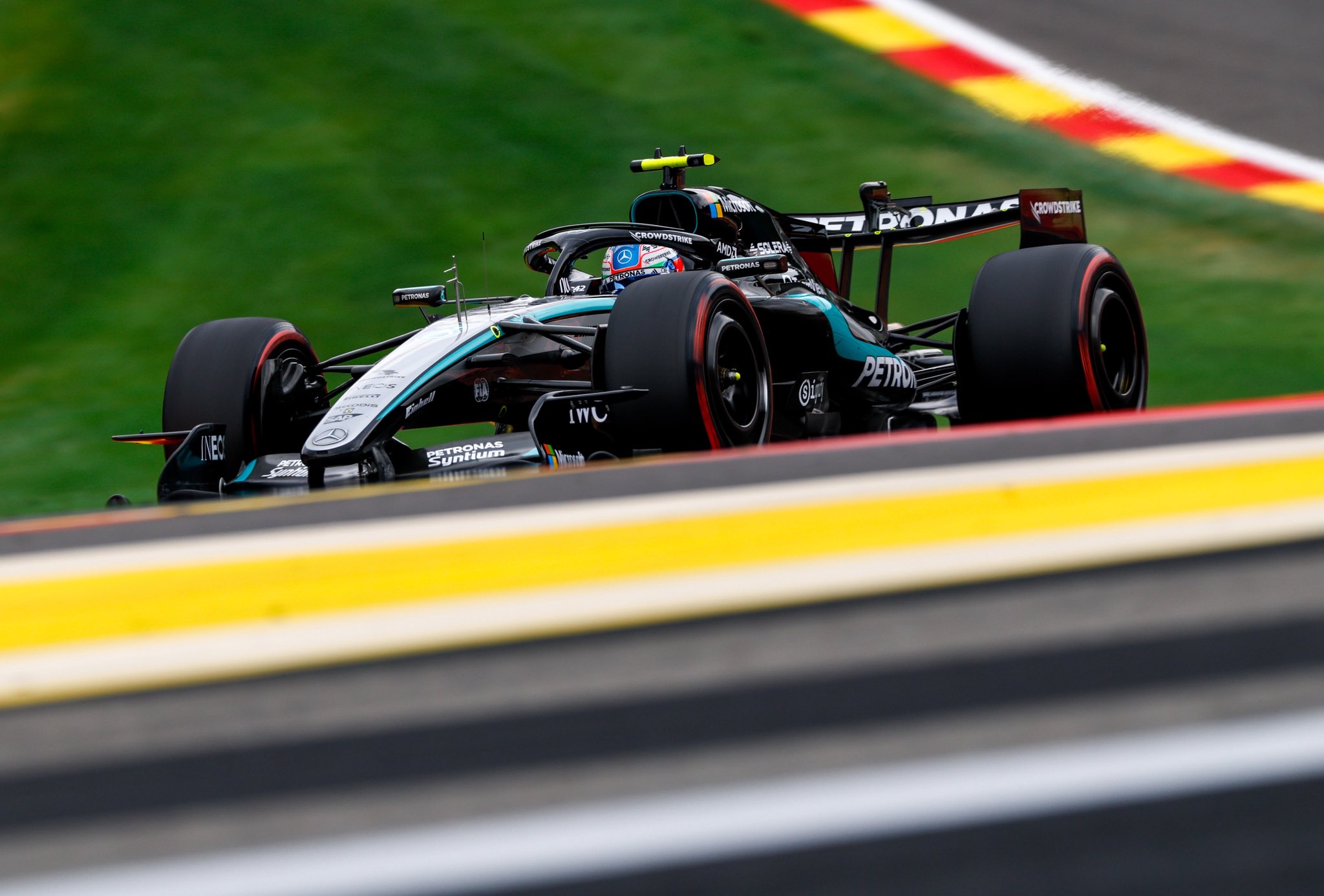Kimi Antonelli Menang F1 Belgia 2026, Charles Leclerc Beri Kejutan
