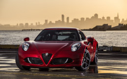 Alfa Romeo akan Suntik Mati Varian 4C Coupe pada Tahun 2019