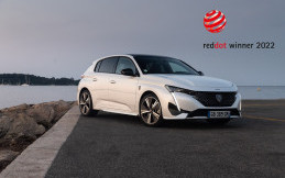 Mobil New Peugeot 308 Terima Penghargaan Red Dot Design 2022