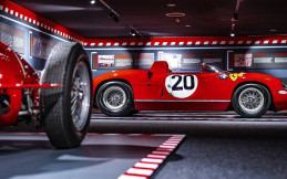 Rayakan 90 Tahun, Mobil Bersejarah Ferrari Ditampilkan di Maranello