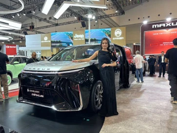 Maxus Mifa 9 Tawarkan Kemewahan MPV Listrik Premium, Harga Mulai Rp958 Juta