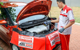 Tak Hanya Perawatan Berkala, Konsep One Stop Shopping Toyota Layani Perawatan Bodi Hingga Ban
