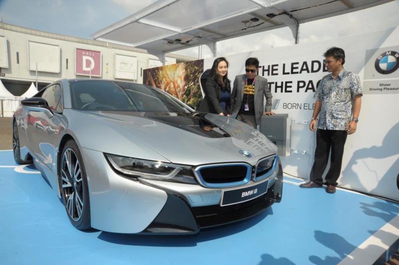 BMW Indonesia Hadirkan Garasi Cerdas Untuk BMW i di IIMS 2018