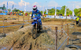 Kompetisi Terabasan di Kalimantan, 140 Pembalap Geber Motor di 5 Kelas Lomba