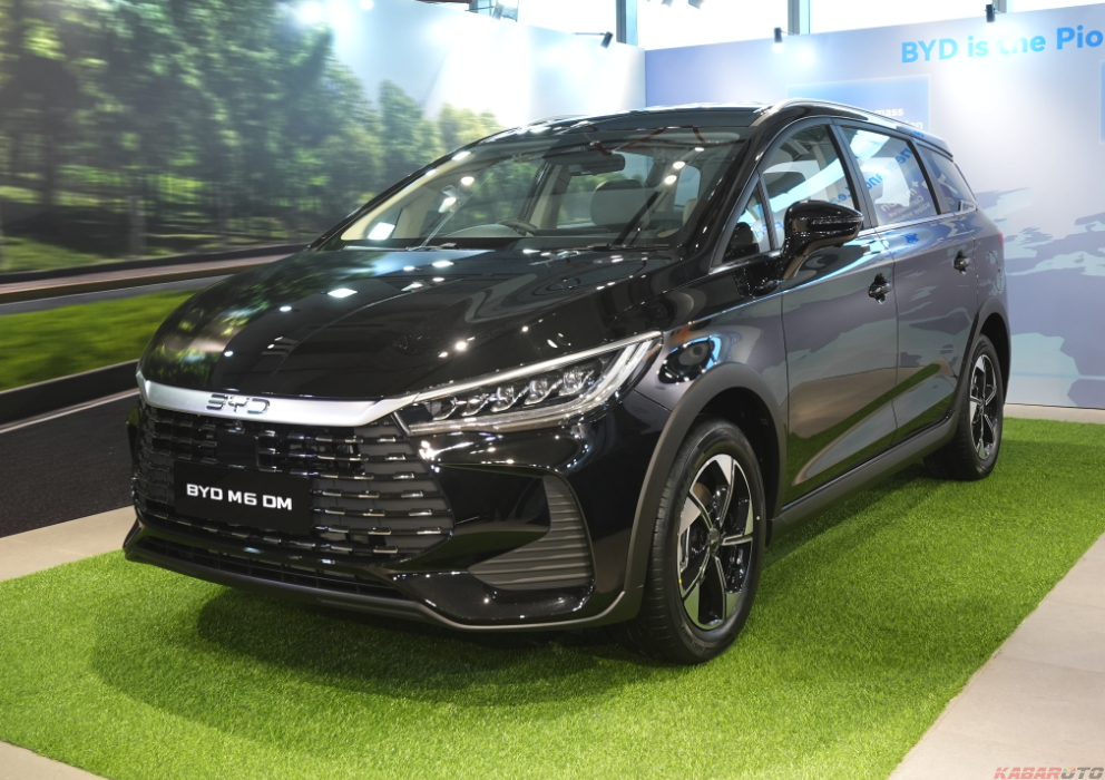BYD M6 DM, KabarOto