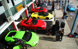 MUF Premium Terima Pembiayaan Mobil Mewah Seken