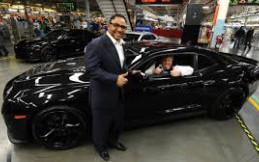 Mantan Pebalap NASCAR Jadi Pemilik Pertama Chevrolet Camaro ZL1 Edisi 2018