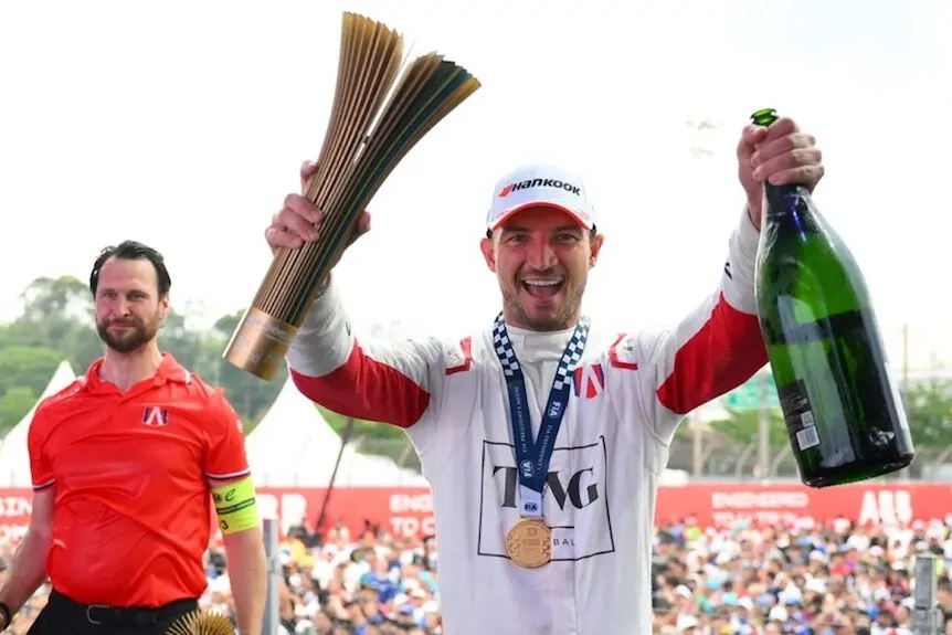 Jake Dennis Jadi Jawara Seri Pembuka Sao Paulo E-Prix