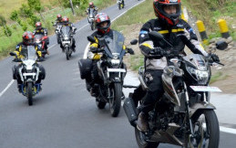 Perkenalkan Bandit ke Masyarakat, Suzuki Menggelar Touring di Sumatera