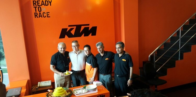 Lebarkan Jaringan Penjualan, KTM Targetkan Buka 30 Dealer Baru di 2017