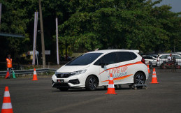 Honda Gelar Safety Driving Untuk Konsumen dan Komunitas