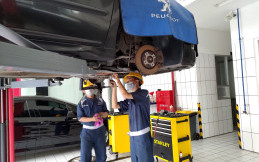 Diskon dan Promo 25% Servis Peugeot Bagi Pemilik 4 Tipe Mobil Lawas Ini