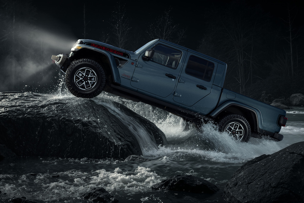 Jeep Gladiator Shadow Ops Paket Bernuansa Taktis