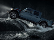 Jeep Gladiator Shadow Ops Paket Bernuansa Taktis