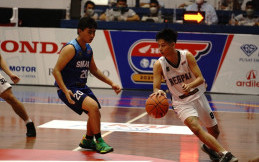 Edukasi Keselamatan Berkendara Motor dengan Olah Raga Basket