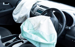 Double Airbag Bisa Kurangi Cedera Saat Kecelakaan
