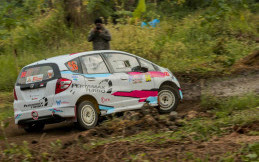 Adaptasi, Dara Cantik Diva Zahra Malah Sukses Podium di Sprint Rally 2024 Semarang