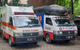 Dukung Program Antisipasi Banjir Jabodetabek, Suzuki Beri Bantuan 2 Unit Kendaraan Komersilnya
