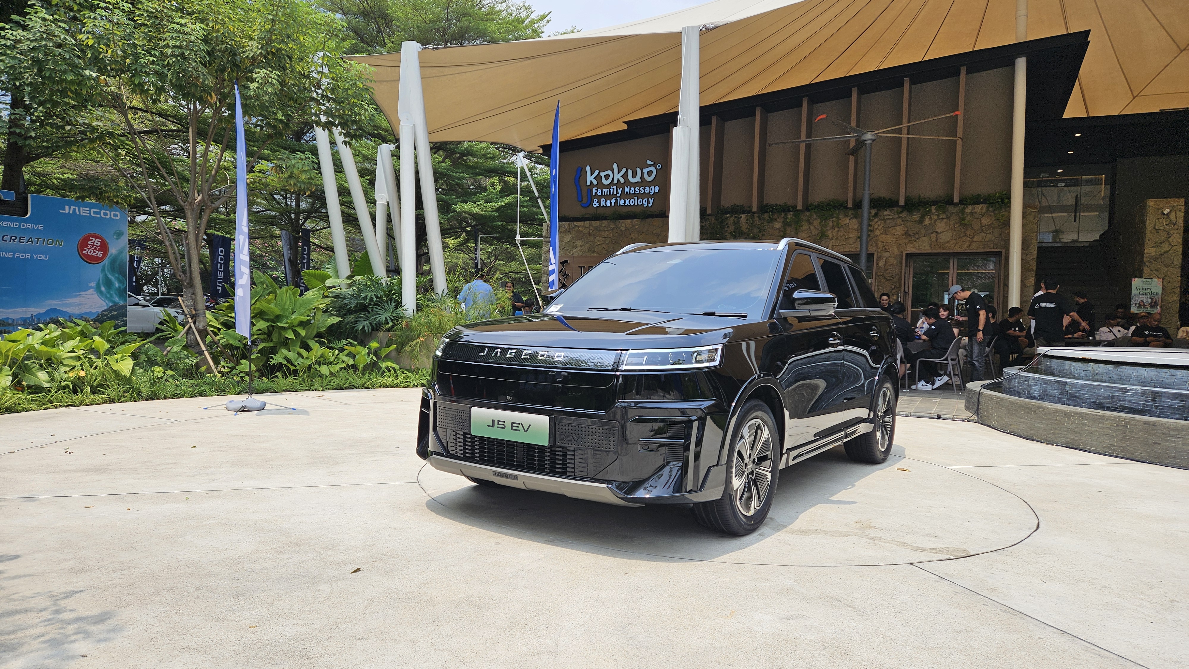 Jaecoo J5 EV Genuine Body Kit Resmi Meluncur di Jakarta