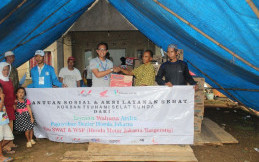 Wahana Honda Berikan Donasi untuk Korban Tsunami di Banten dan Lampung