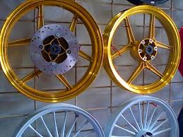 Ada Gejala Ini, Anda Wajib Balancing Pelek Motor