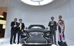 Lexus Luncurkan Sedan Flagship Generasi Terbaru The Entirely New LS 500 Di Ajang GIIAS 2017