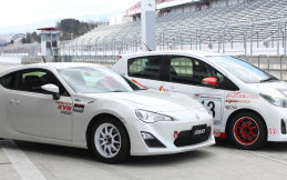 Ini Perbedaan Pelek Rays CE28 8 Spoke dan 10 Spoke