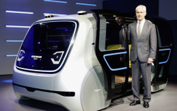VW Perkenalkan Mobil Tanpa Sopir Bernama Sedric