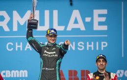 Tabrak Porsche 99X Electric, Mitch Evans Menang di Meksiko