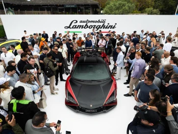 Lamborghini Revuelto SV Diproduksi 1.963 Unit, V12 Paling Buas