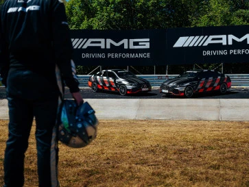 Mercedes-AMG CLA 45 Pecahkan Rekor EV Tercepat Nurburgring!