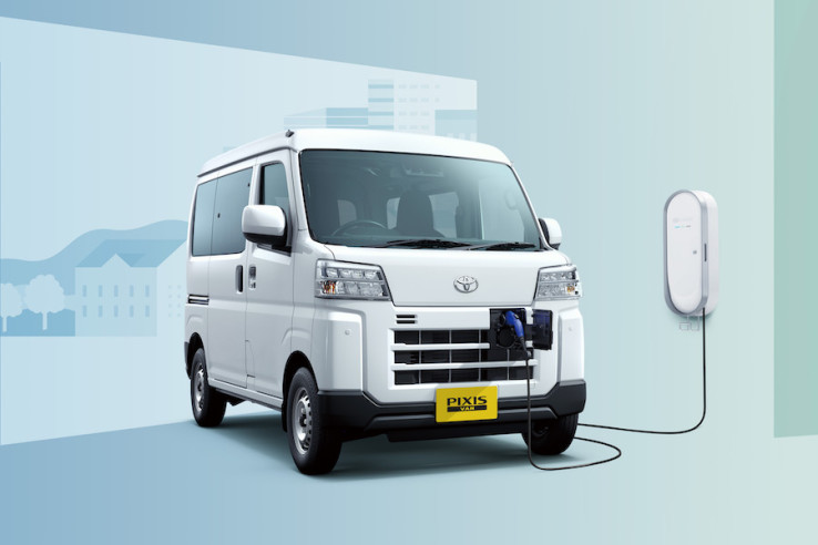 Toyota Pixis Van Bertenaga Listrik Pendukung Logistik