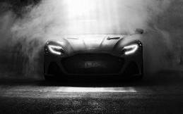 Aston Martin Resmi Rangkul Lenovo Ciptakan Mobil Pamungkas