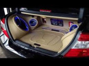 Mobil Kecil Lebih Mudah Dipasangi Sistem Audio Ketimbang SUV, Ini Alasannya
