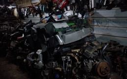 Berburu Suku Cadang di Junkyard (Kampakan), Ada Apa Saja?
