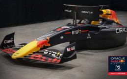 Red Bull Racing dan Memento Exclusives Rilis Simulator RB18