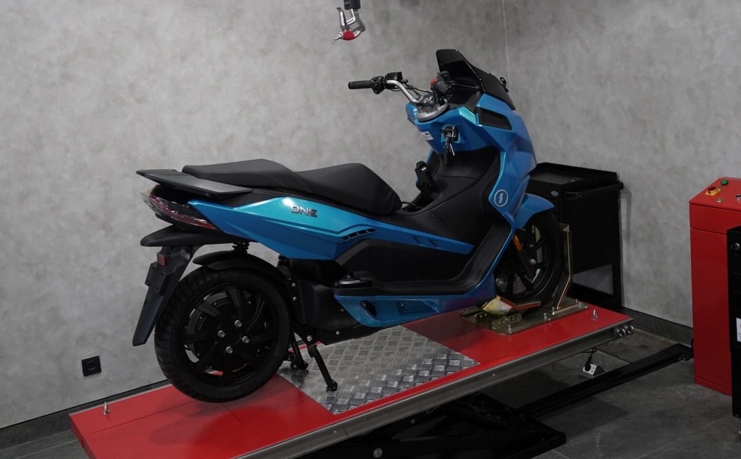 Merek Motor Listrik Alva Tambah Jaringan Diler Di Kelapa Gading