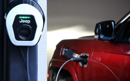 Sukses dengan Mobil Hybrid, Jeep Bakal Ungkap Rencana Elektrifikasi Terbaru