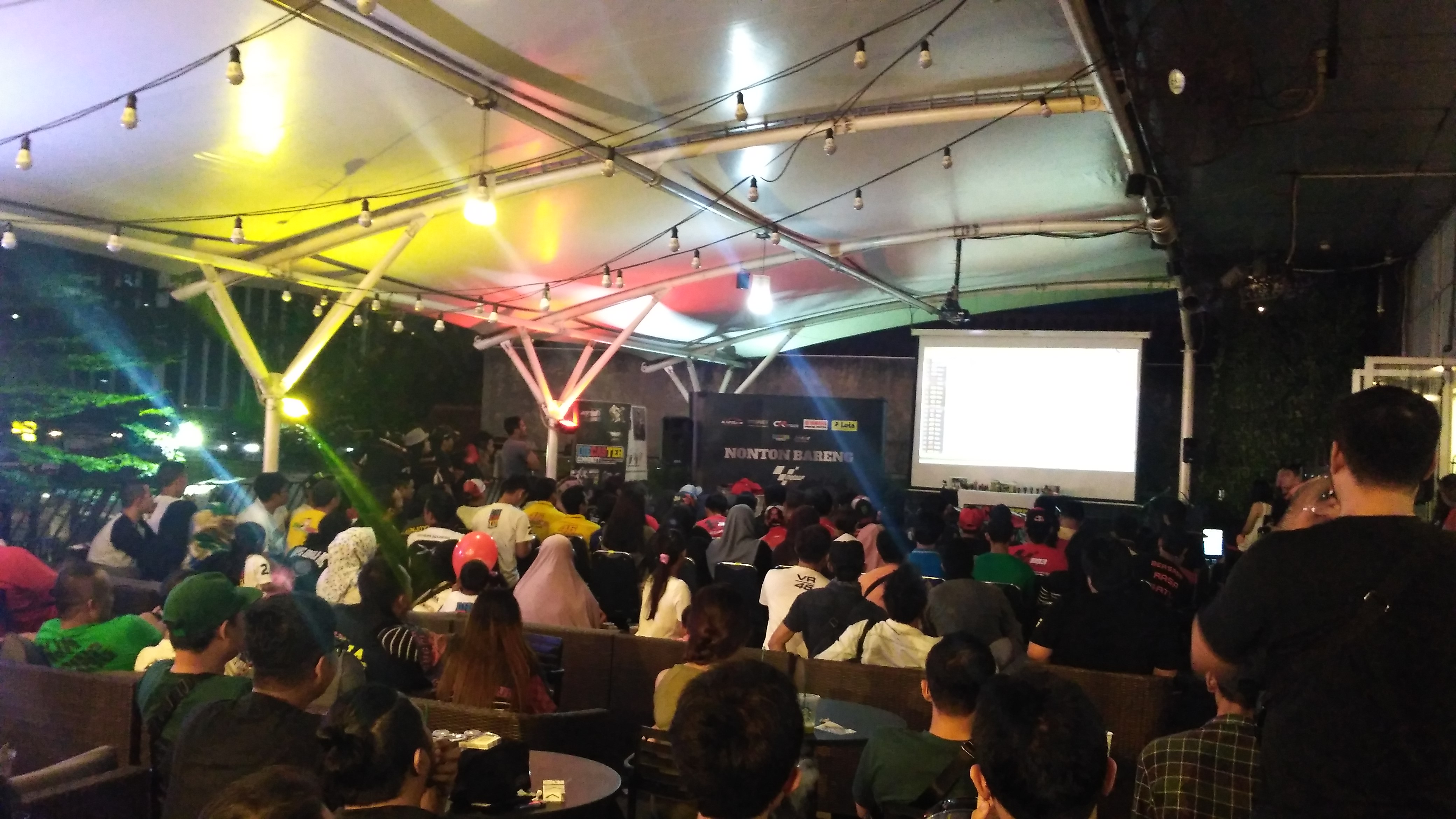Otospirit Dan Mobil123 Adakan Nobar MotoGp