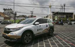 Rombongan Jelajah Nusantara Honda CR-V Turbo Lanjutkan Perjalanan Di Pulau Jawa