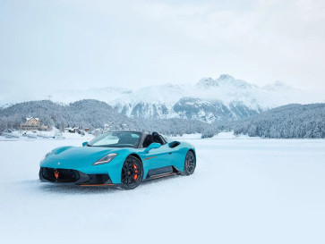 Hanya Ada Satu di Dunia, Maserati Perkenalkan Supercar Mewah Berbalut Warna Pelangi